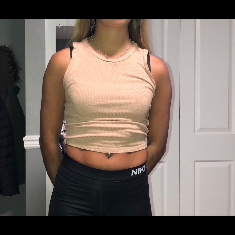 Cropped tank